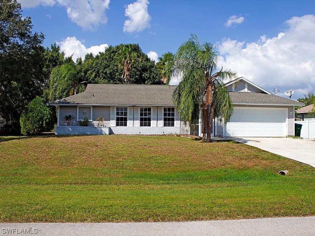 915 SW 35th St., Cape Coral, FL 33914