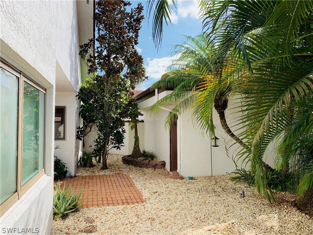 5459 Harbour Castle Dr., Fort Myers, FL 33907