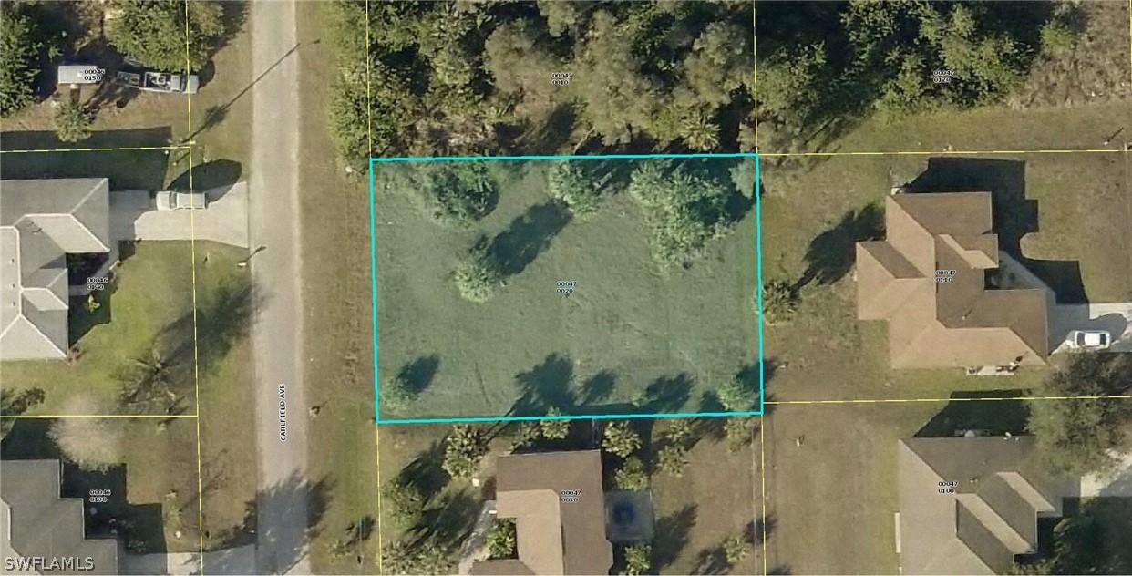 1122 Carlfield Ave., Lehigh Acres, FL 33971