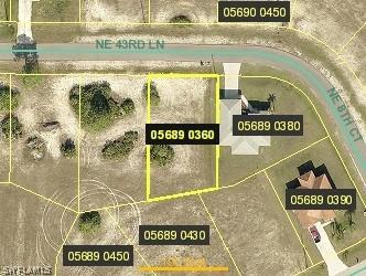 812 NE 43rd Ln., Cape Coral, FL 33909