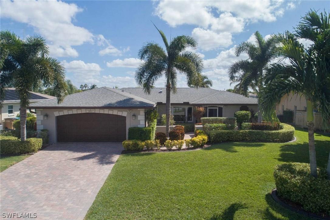 3905 SE 1st Ave., Cape Coral, FL 33904