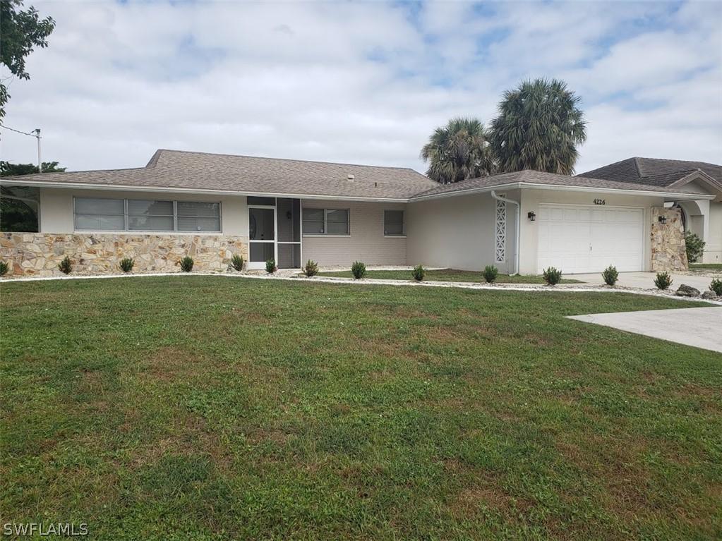 4226 Country Club Blvd., Cape Coral, FL 33904