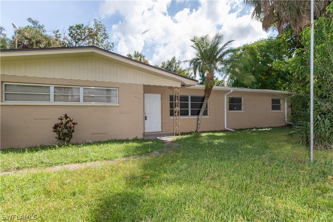 4444 E Riverside Dr., Fort Myers, FL 33905