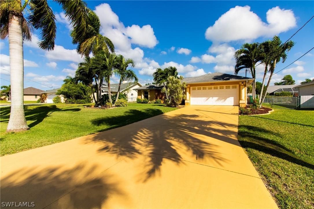 2217 SW 44th Ter., Cape Coral, FL 33914