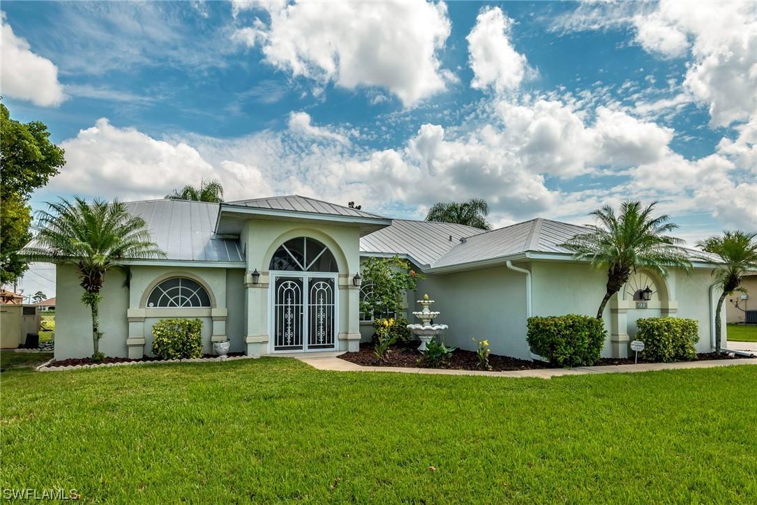 225 NE 7th Pl., Cape Coral, FL 33909
