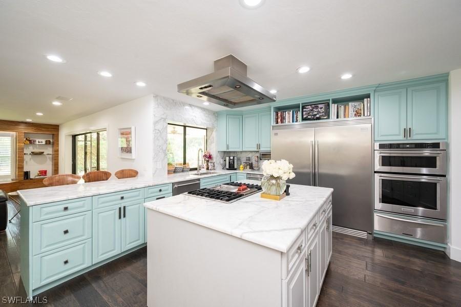 1905 Imperial Golf Course Blvd., Naples, FL 34110