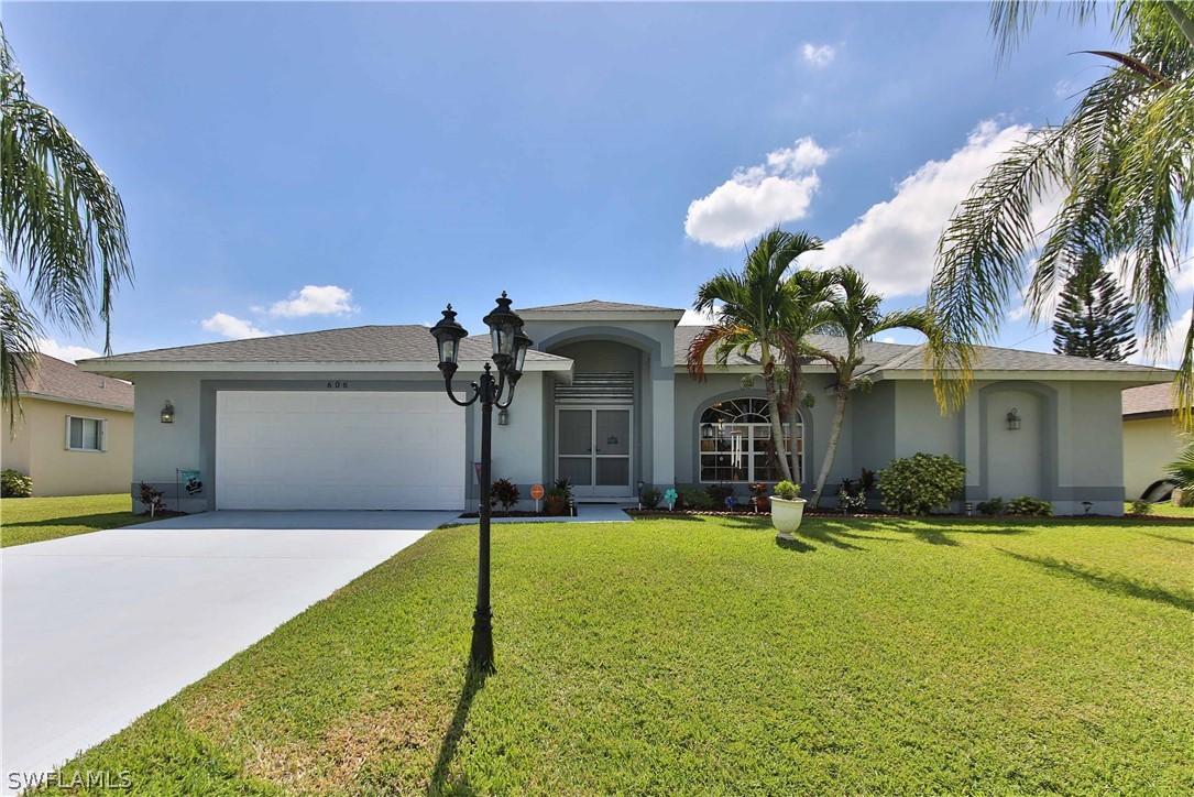 606 SE 21st Ln., Cape Coral, FL 33990