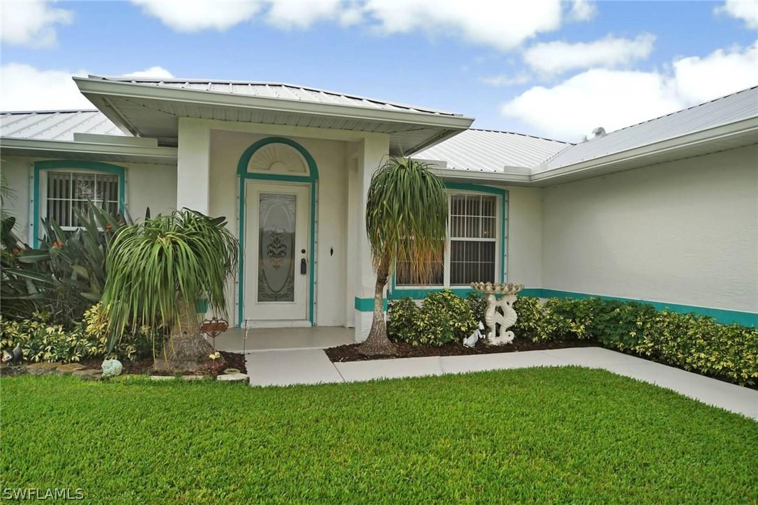 1202 NE 15th Ter., Cape Coral, FL 33909