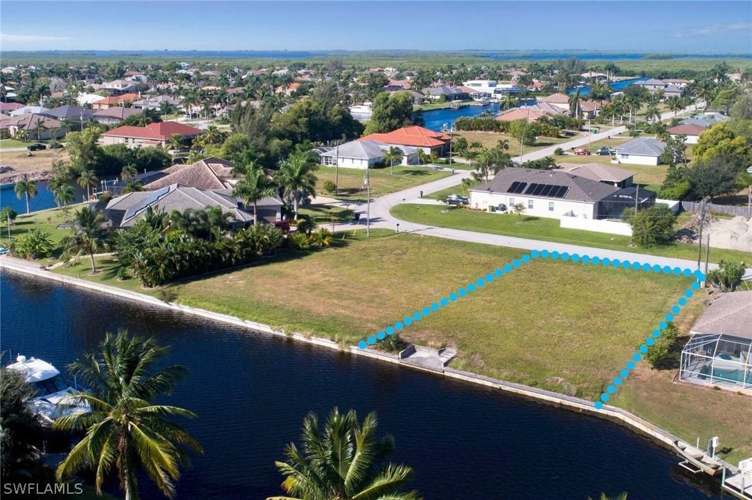 2405 SW 27th Ave., Cape Coral, FL 33914