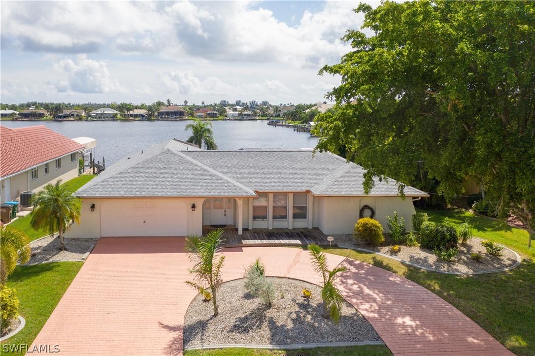 518 SW 52nd St., Cape Coral, FL 33914
