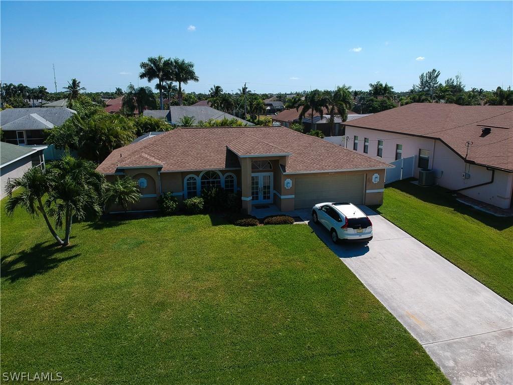 3325 SW 26th Pl., Cape Coral, FL 33914