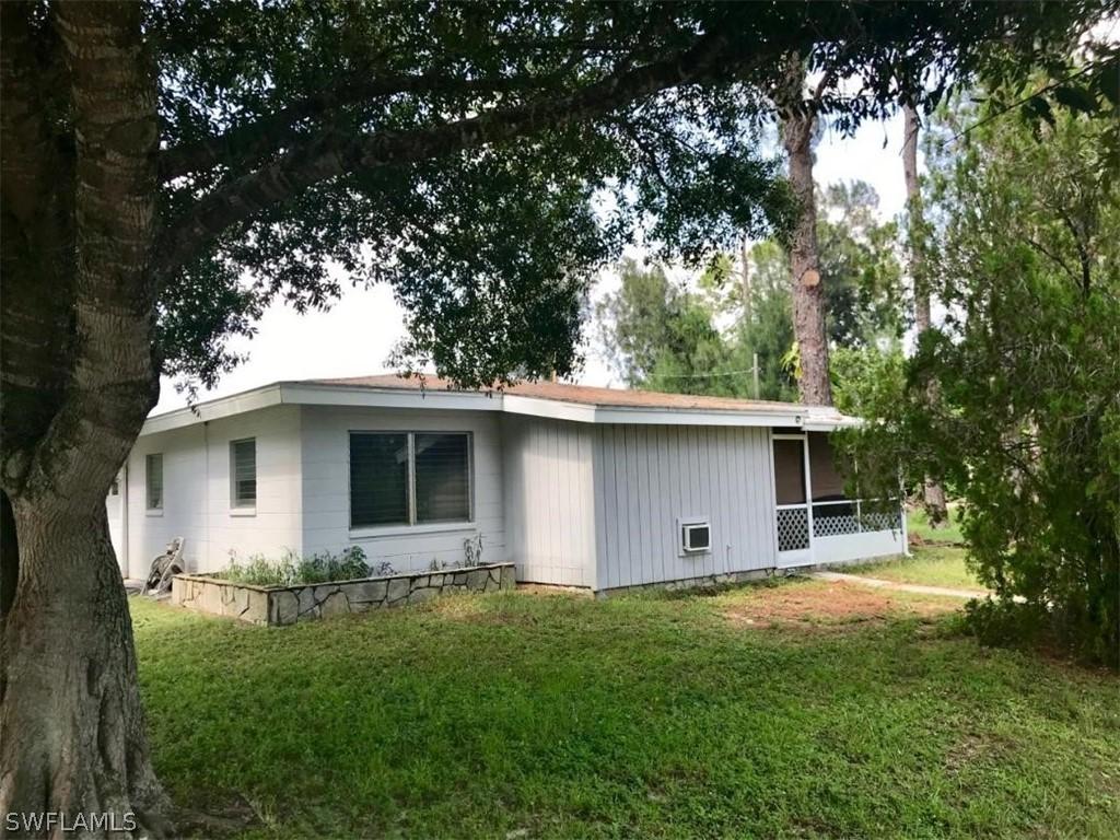 701 Adams Ave., Lehigh Acres, FL 33936
