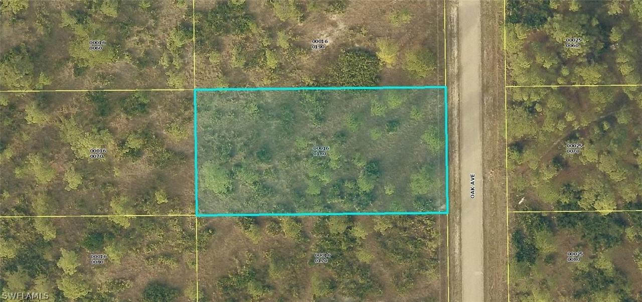 911 Oak Ave., Lehigh Acres, FL 33972