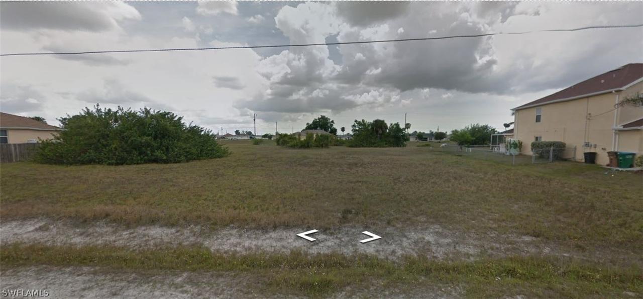 1706 NW 5th Ter., Cape Coral, FL 33993