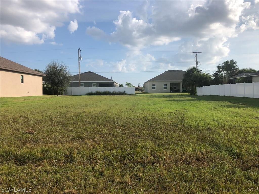1730 SW 38th Ter., Cape Coral, FL 33914