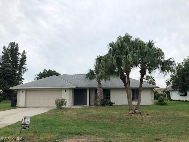 1208 SE 25th Ter., Cape Coral, FL 33904