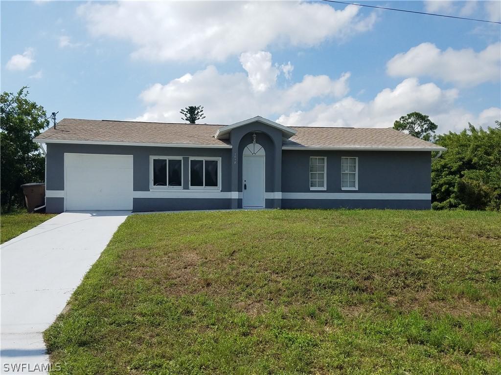 1018 Manikin Ave., Lehigh Acres, FL 33974