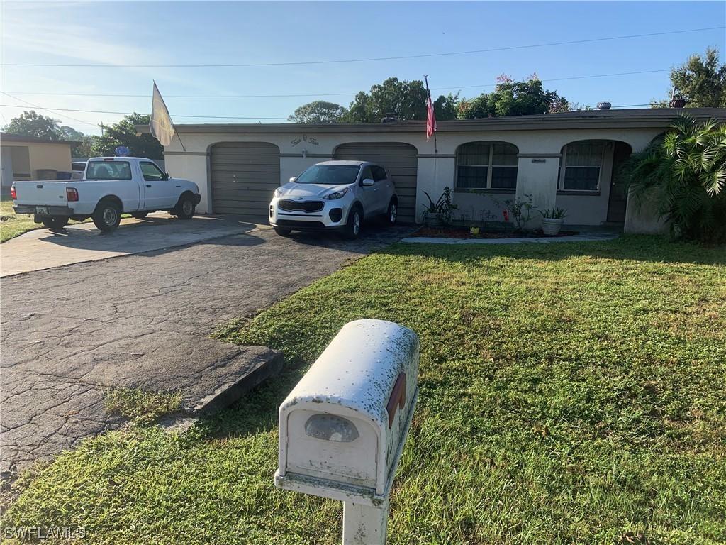 404 Oregon Rd., Lehigh Acres, FL 33936