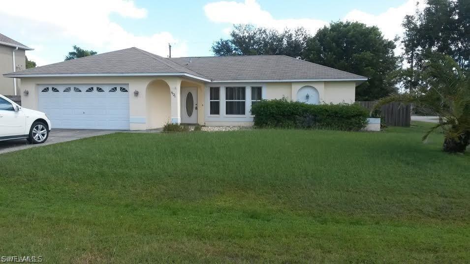 1621 SE 8th Pl., Cape Coral, FL 33990