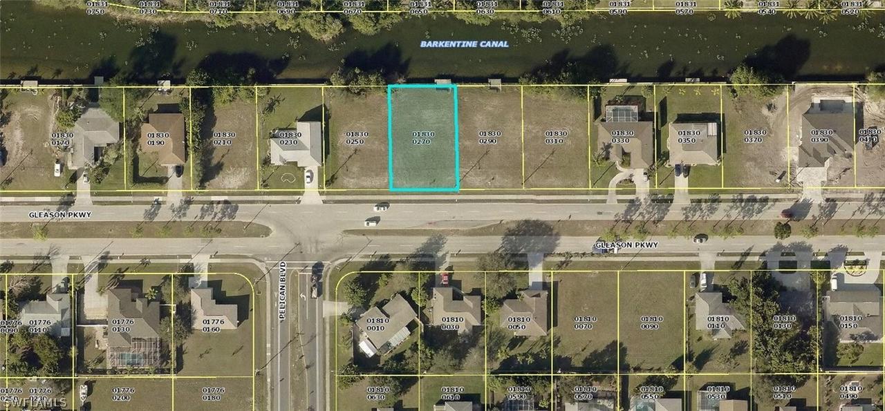 307 Gleason Pkwy., Cape Coral, FL 33914