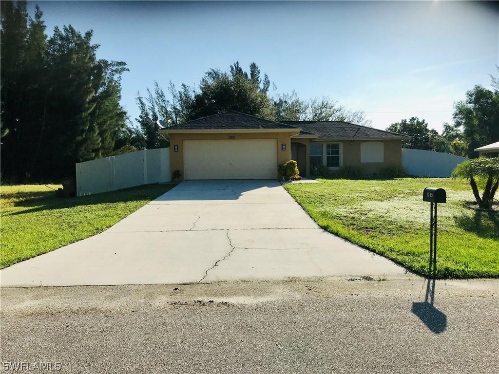1705 NW 1st Pl., Cape Coral, FL 33993