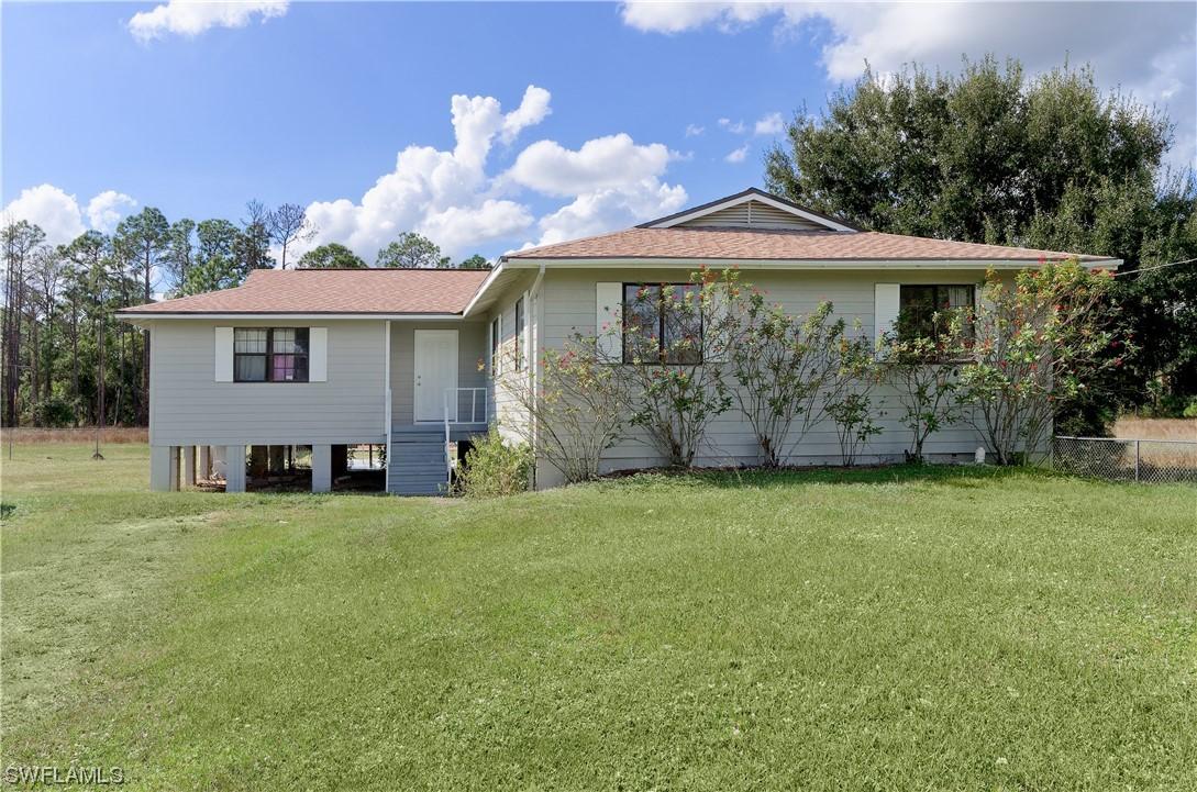 813 Fitch Ave., Lehigh Acres, FL 33972