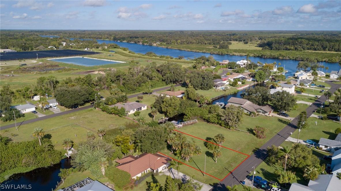 2210 Waylife Ct., Alva, FL 33920