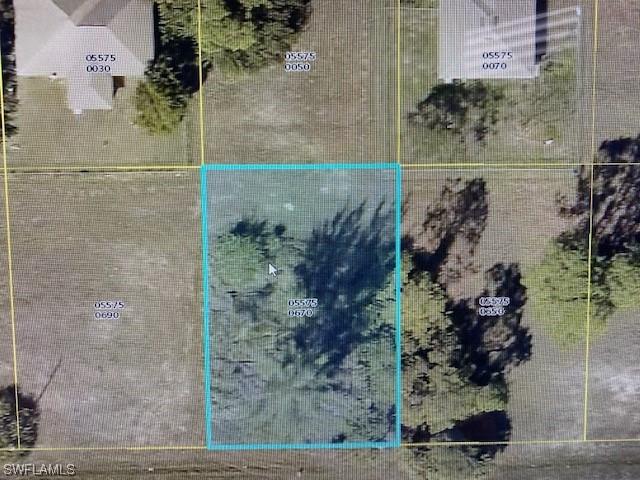 919 NE 35th Ln., Cape Coral, FL 33909