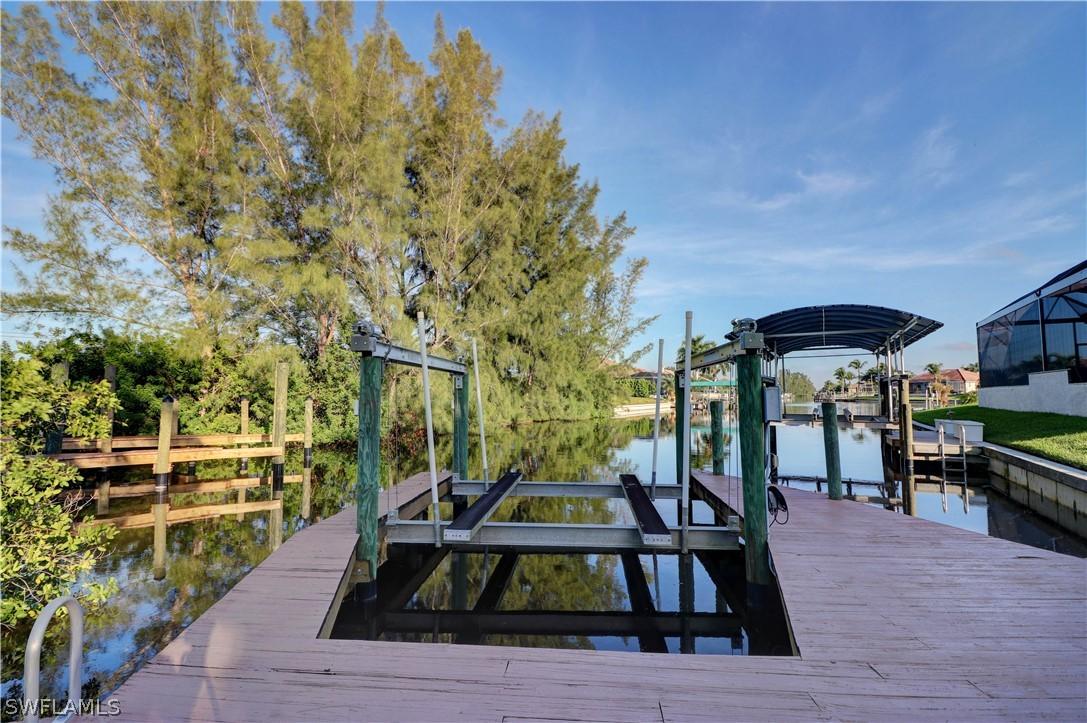 4716 SW 19th Pl., Cape Coral, FL 33914