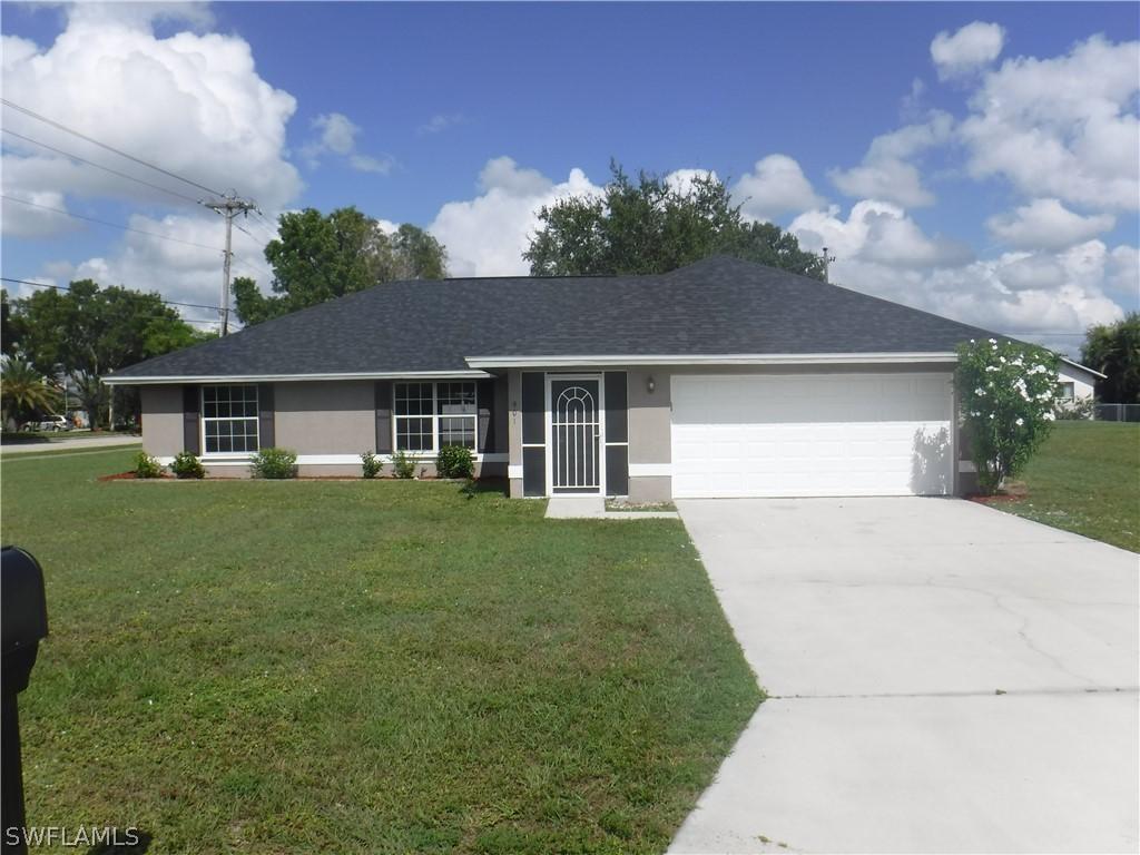 901 SE 18th St., Cape Coral, FL 33990