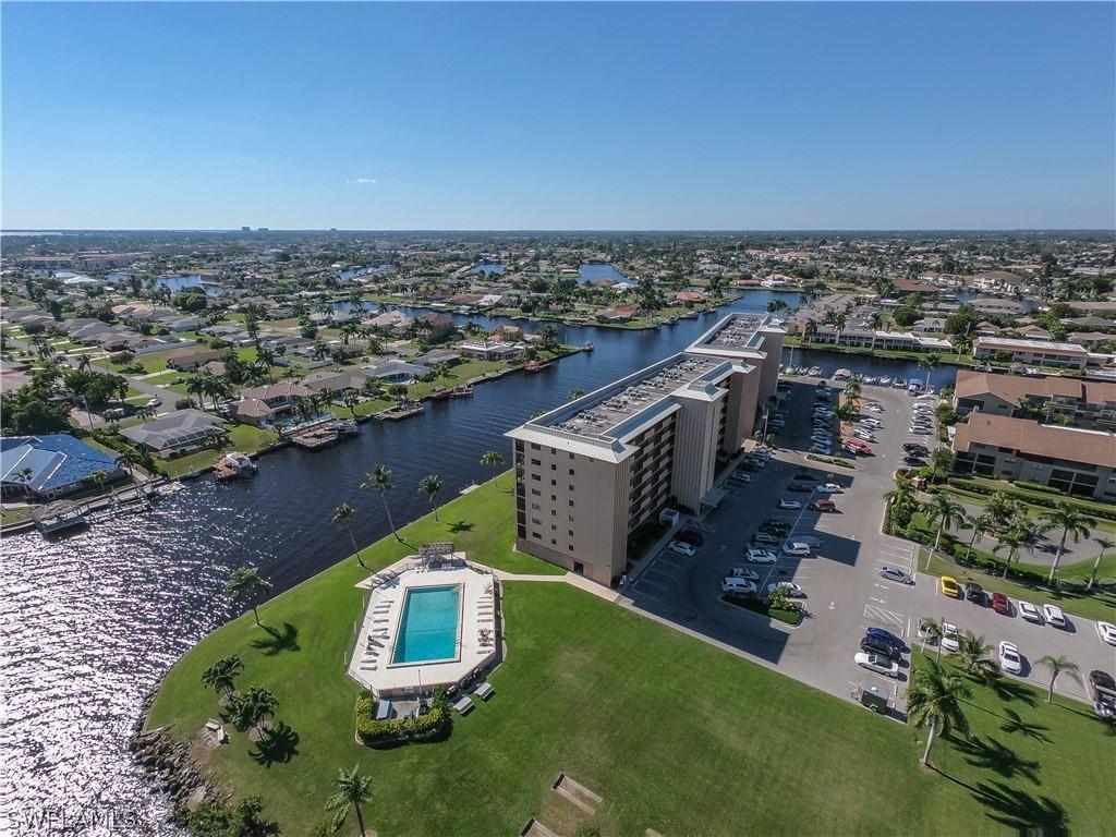 4280 SE 20th Pl. #301, Cape Coral, FL 33904