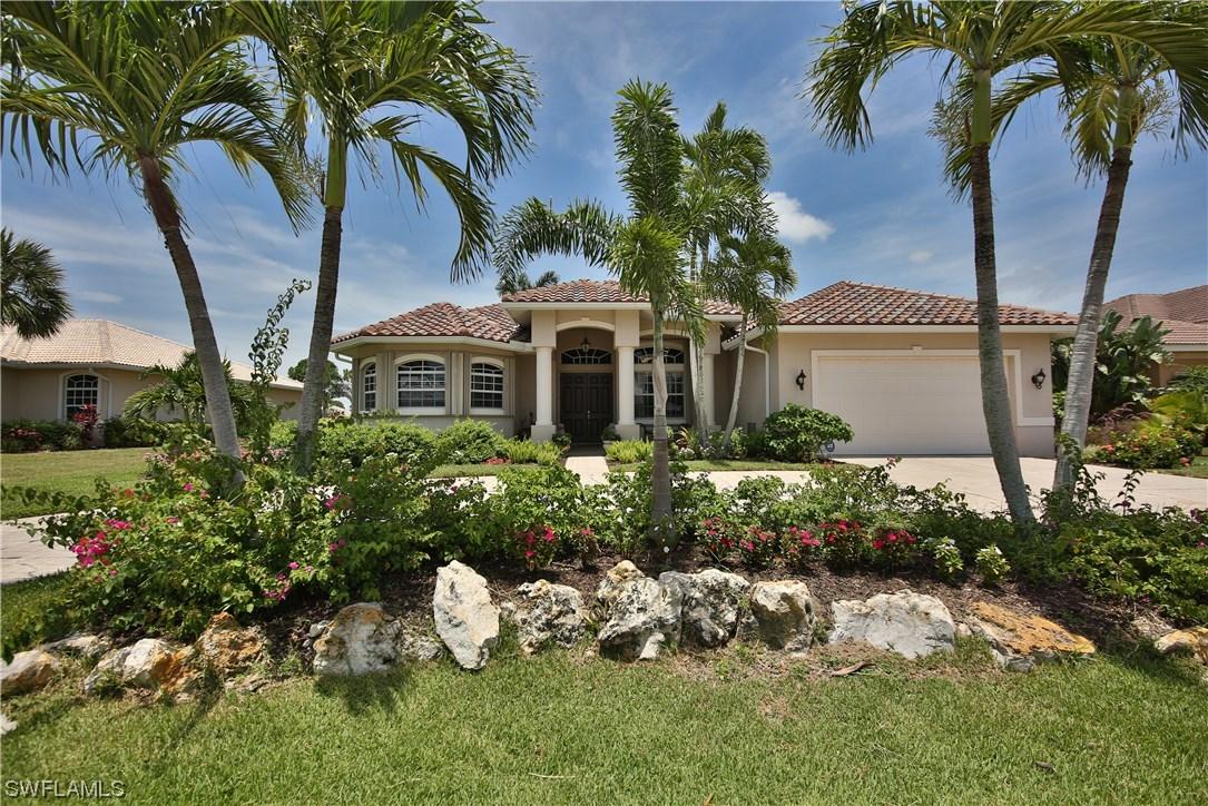 9813 Alhambra Ln., Bonita Springs, FL 34135