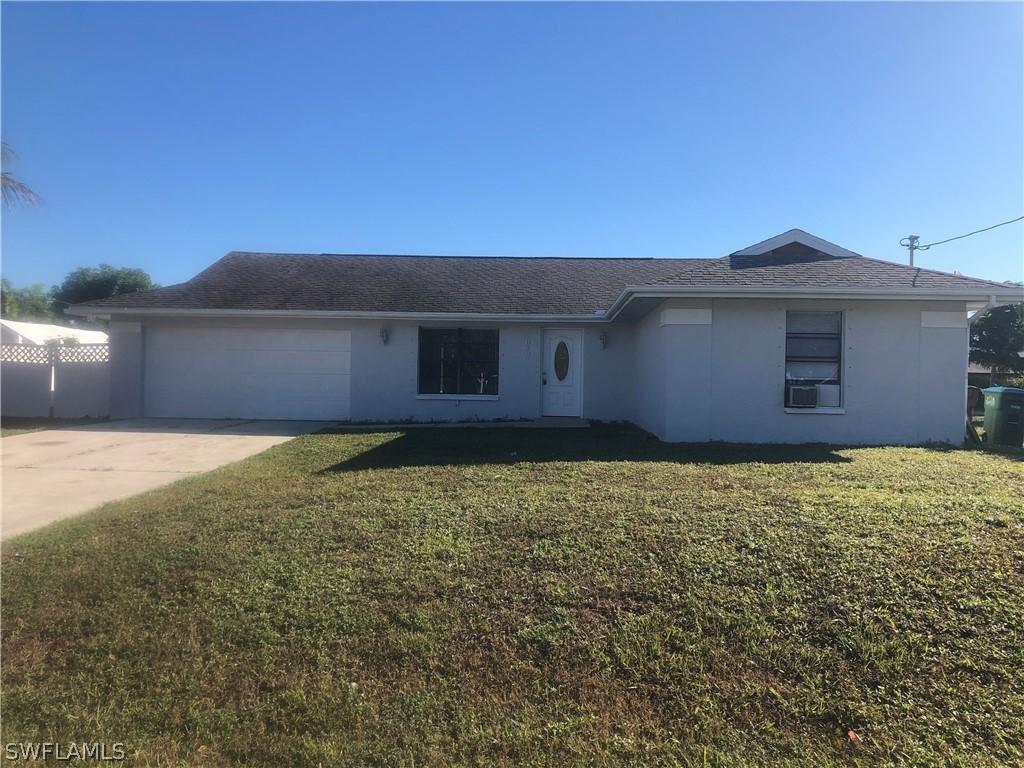 1019 SE 16th Pl., Cape Coral, FL 33990