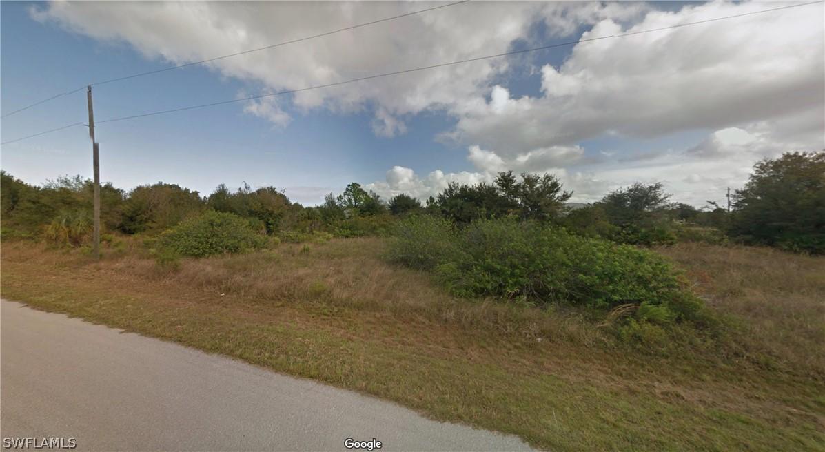 2408 Wanda Ave., Lehigh Acres, FL 33971