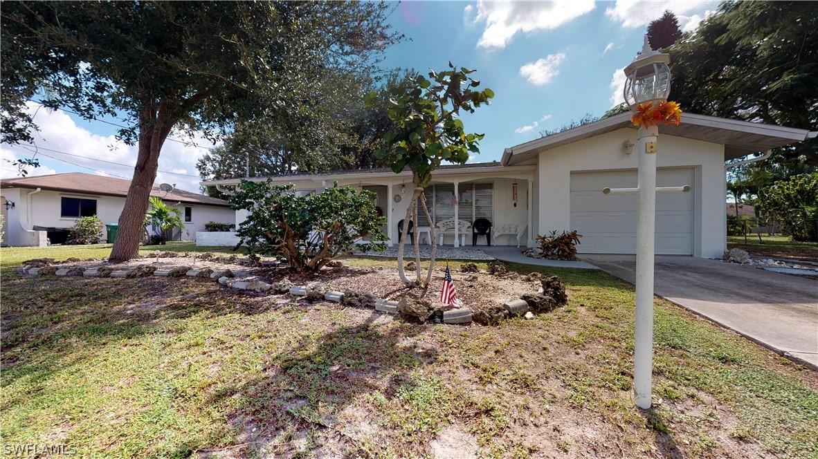 1318 SE 30th Ter., Cape Coral, FL 33904