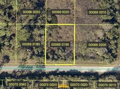 859 Ashland St., Lehigh Acres, FL 33974