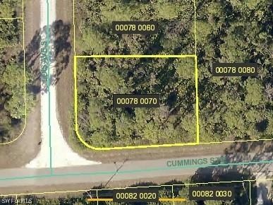 467 Lois Ave., Lehigh Acres, FL 33974