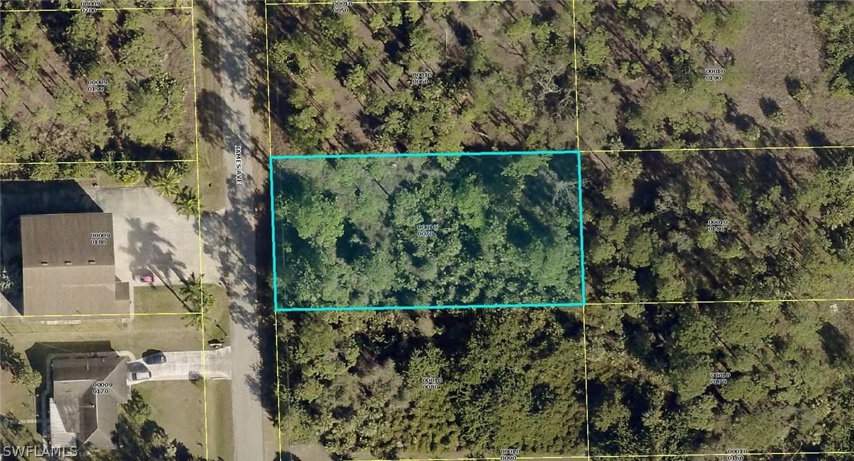 810 James Ave., Lehigh Acres, FL 33936