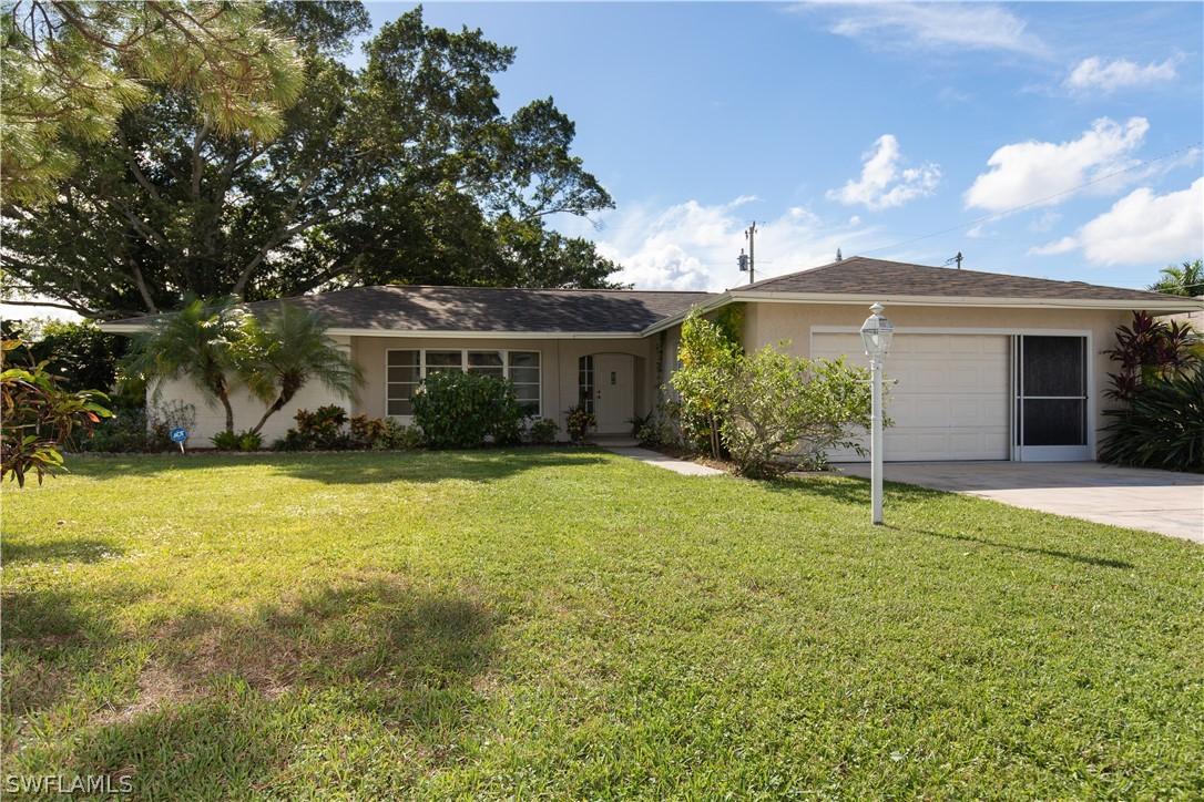 242 SE 44th St., Cape Coral, FL 33904