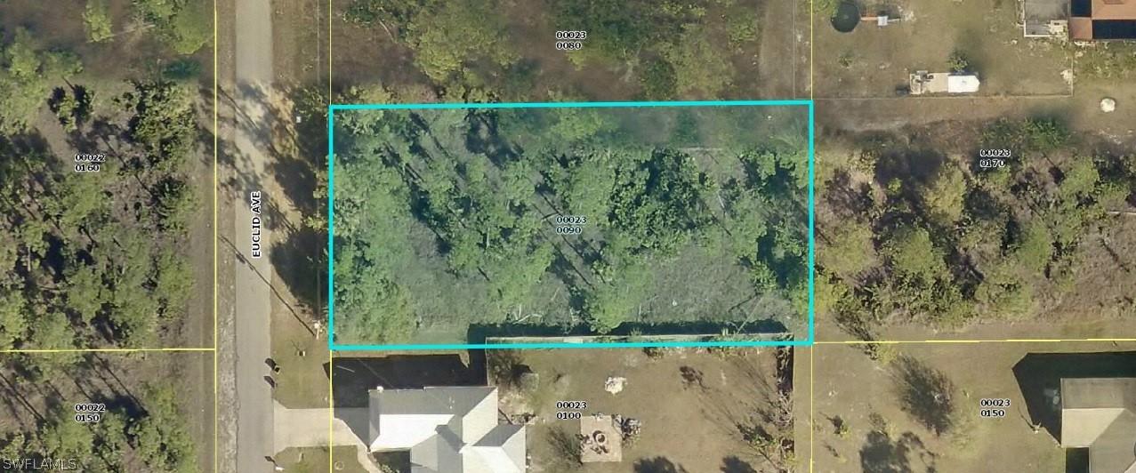 906 Euclid Ave., Lehigh Acres, FL 33972