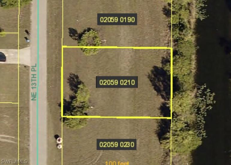 1033 NE 13th Pl., Cape Coral, FL 33909