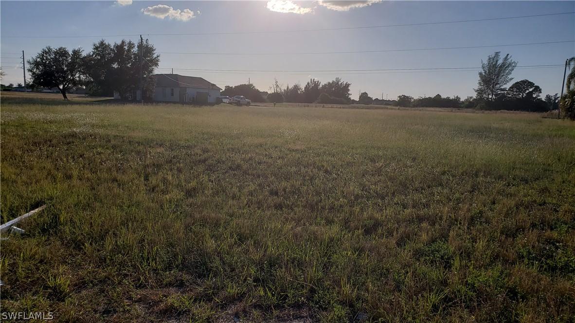 2808 NE 4th Pl., Cape Coral, FL 33909