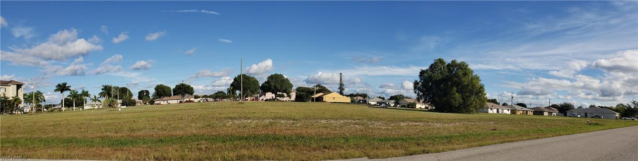 1301 SE 8th Pl., Cape Coral, FL 33990