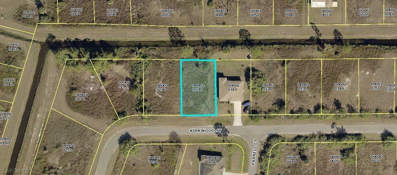 1019 Kirkwood St., Lehigh Acres, FL 33974