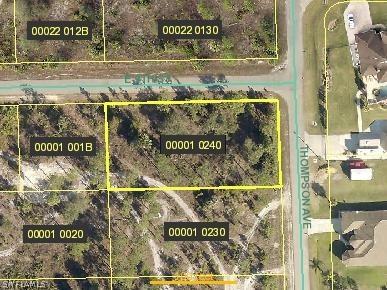 823 Thompson Ave., Lehigh Acres, FL 33972