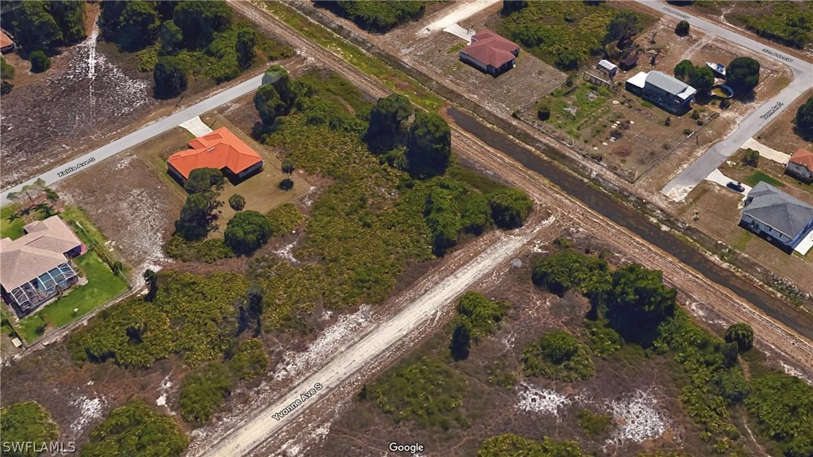 2909 Yvonne Ave., Lehigh Acres, FL 33976