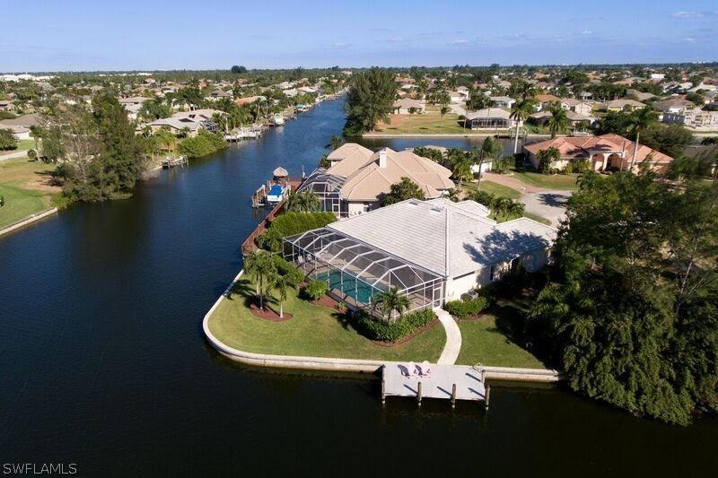 3902 SW 27th Ct., Cape Coral, FL 33914