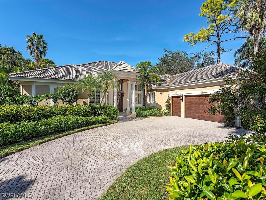 155 Cheshire Way, Naples, FL 34110