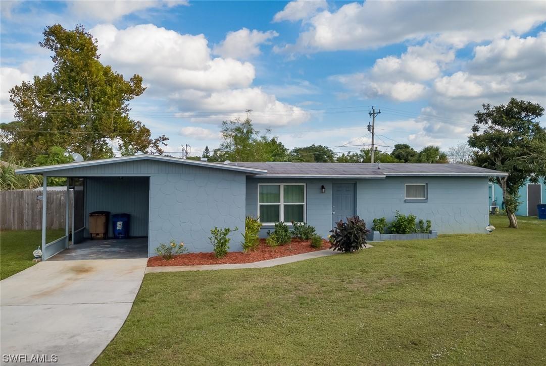 128 Coolidge Ave., Lehigh Acres, FL 33936