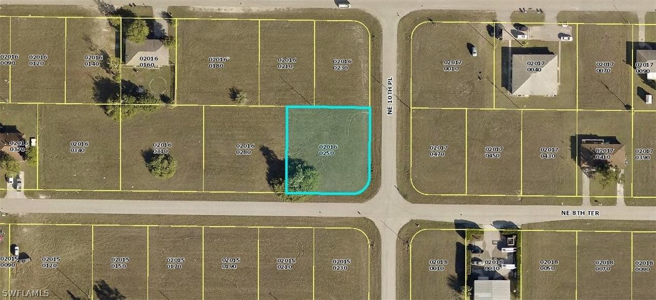 1045 NE 8th Ter., Cape Coral, FL 33909